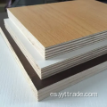 Tablero de madera contrachapada de múltiples capas